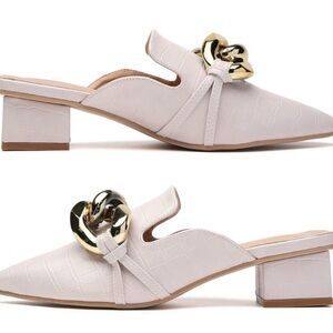 Elegant Cream Mules with Gold Accent